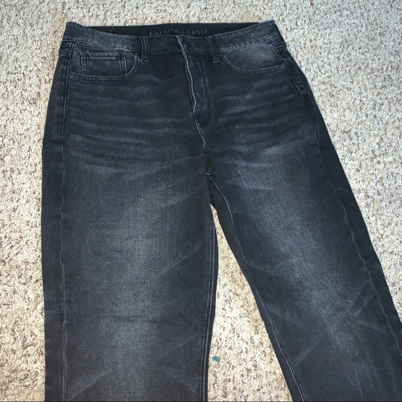 AE High Waisted Tomgirl Jean - Picture 4 of 10